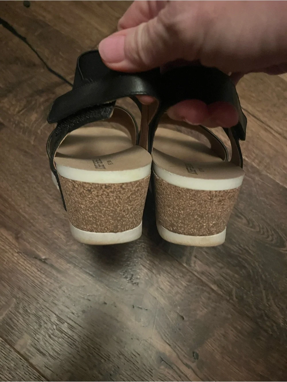 Josef Seibel sandals - like new - Size 40